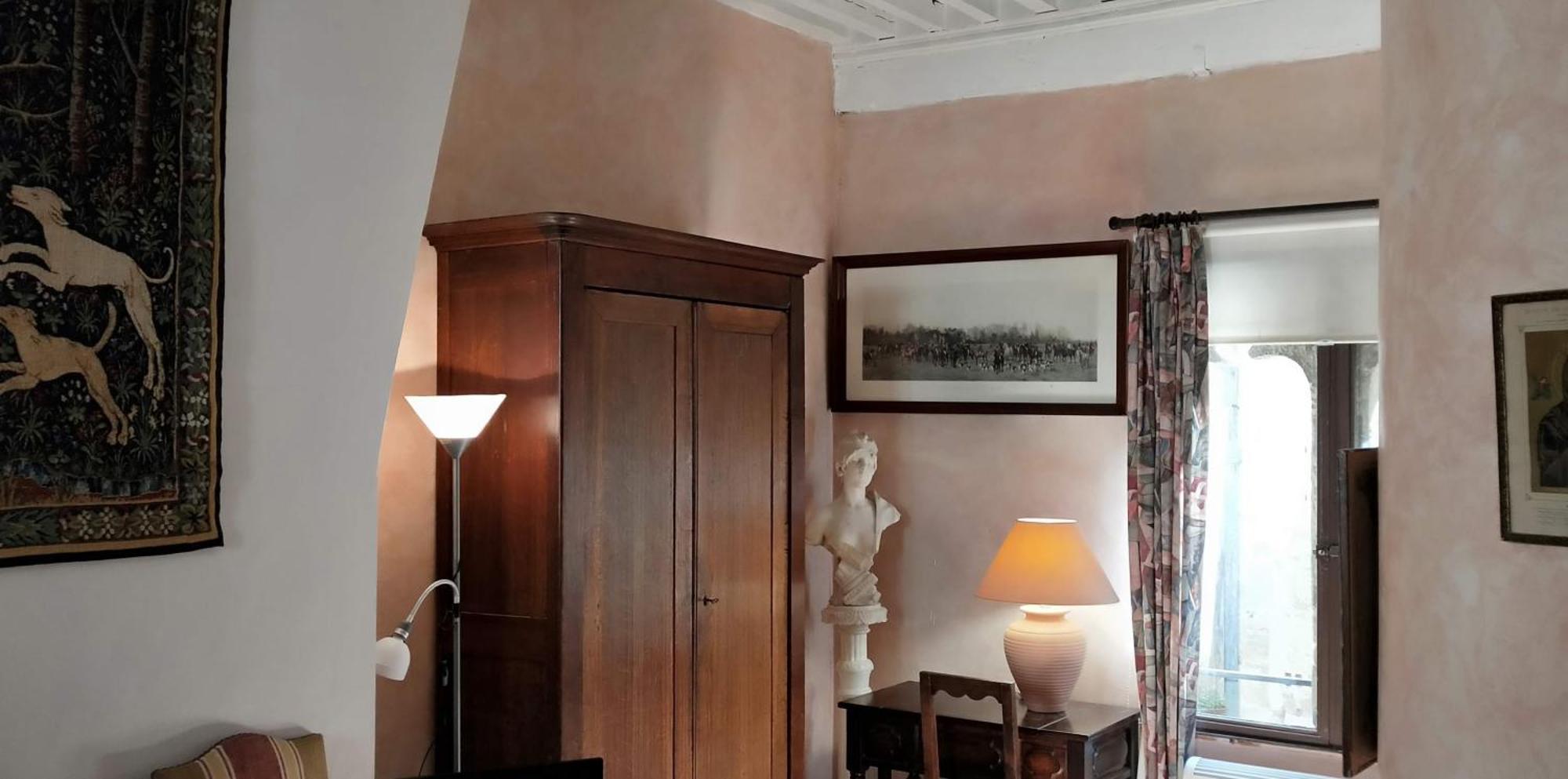 Tresor Apartment Uzes Bagian luar foto